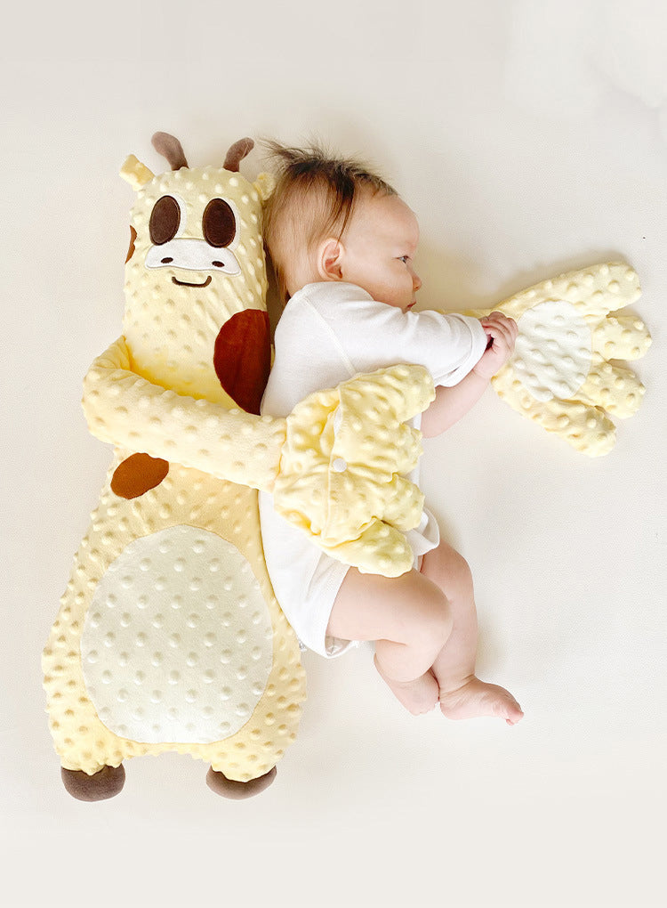 Anti startle jumping device soothes palms hugs sleeping babies patties sleeping dolls provides a sense of security and is a multifunctional compression pillow